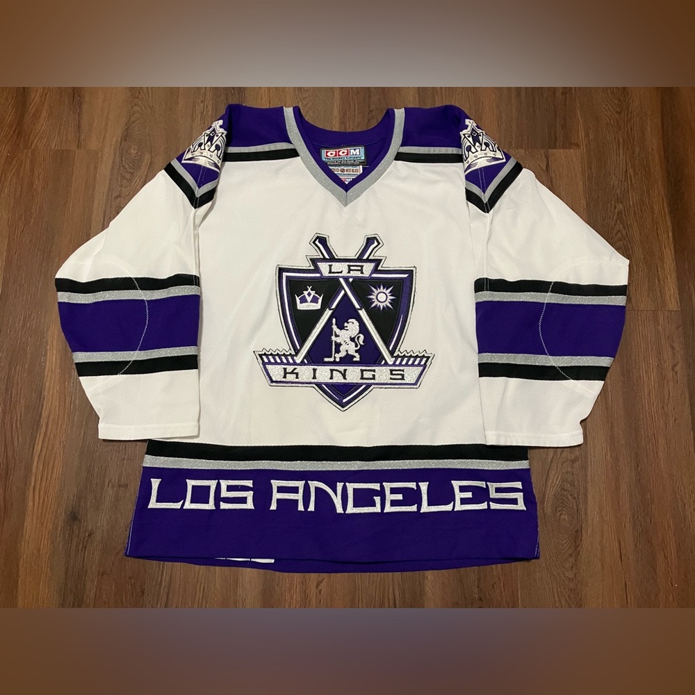 Los Angeles Kings Coat of Arms CCM Center Ice NHL Hockey Jersey Size 48